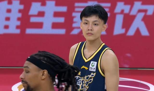 必赢下载-伤势不乐观，依旧去报到！杜锋爱徒好样的，郭士强会留下他吗？